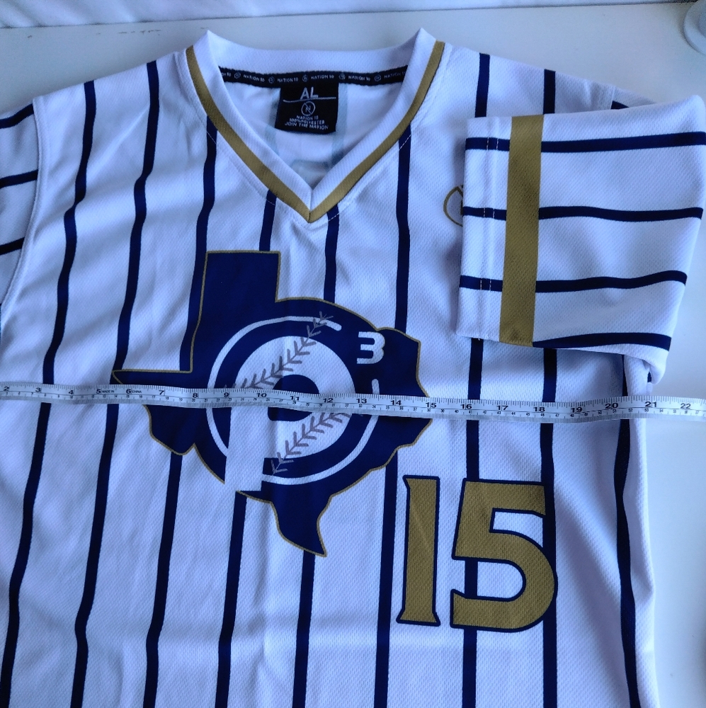 Shirt - Picture 4 of 6